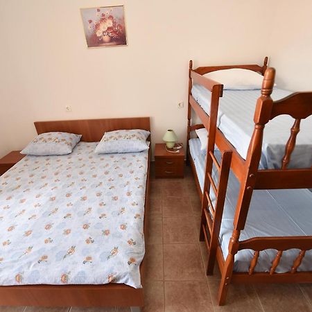 Apartments By The Sea Metajna, Pag - 6522 Zubovici Ruang foto