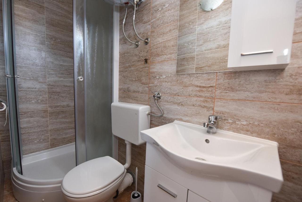 Apartments By The Sea Metajna, Pag - 6522 Zubovici Bagian luar foto
