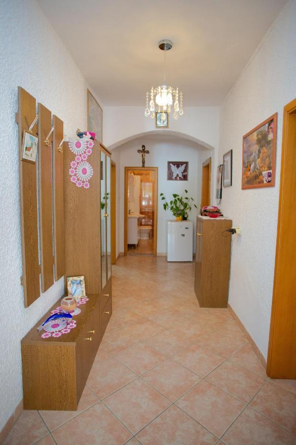 Apartments By The Sea Metajna, Pag - 6522 Zubovici Bagian luar foto