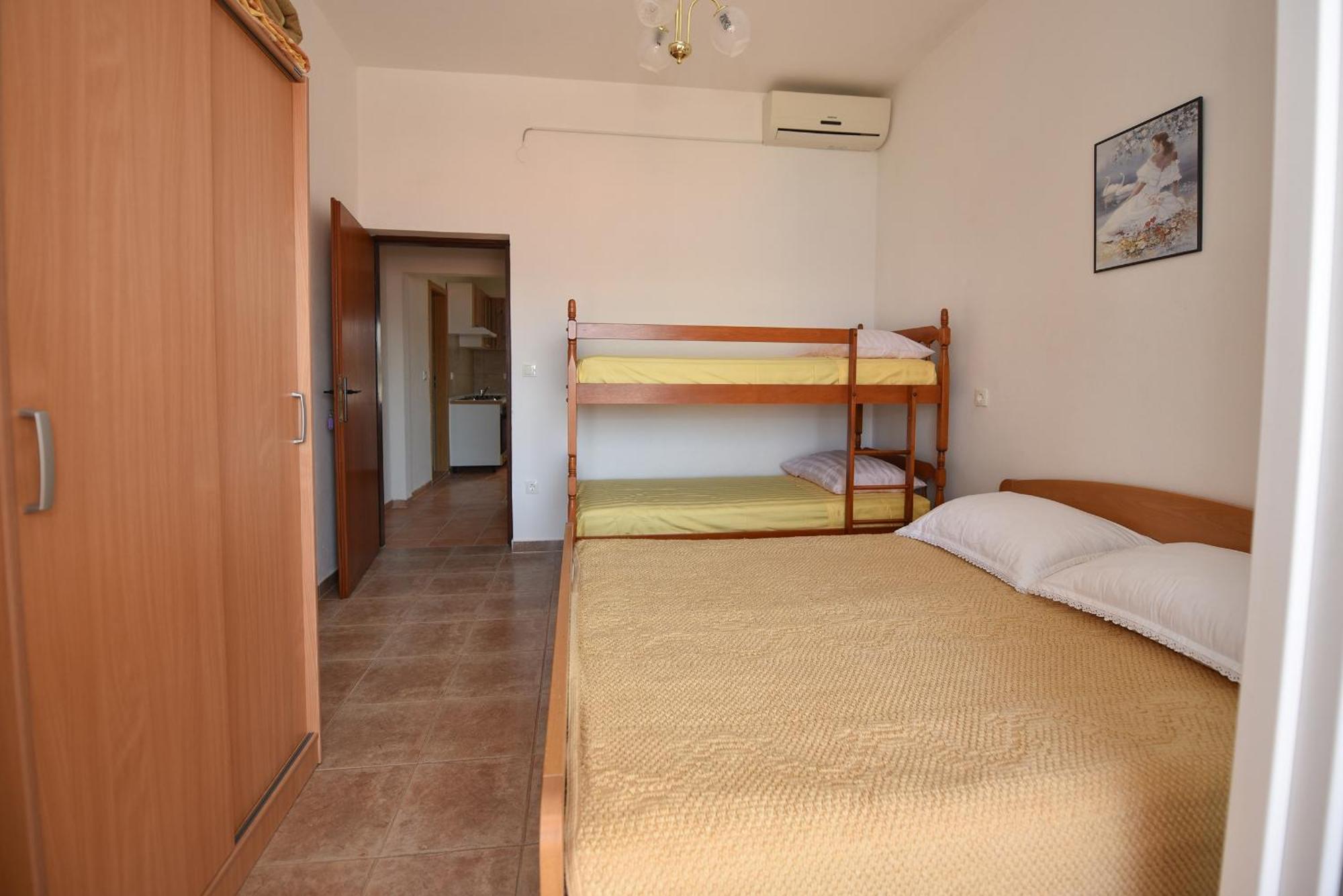 Apartments By The Sea Metajna, Pag - 6522 Zubovici Ruang foto